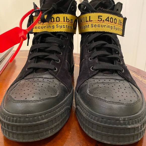 OFF-White Industrial High Top - Picture 6 of 11